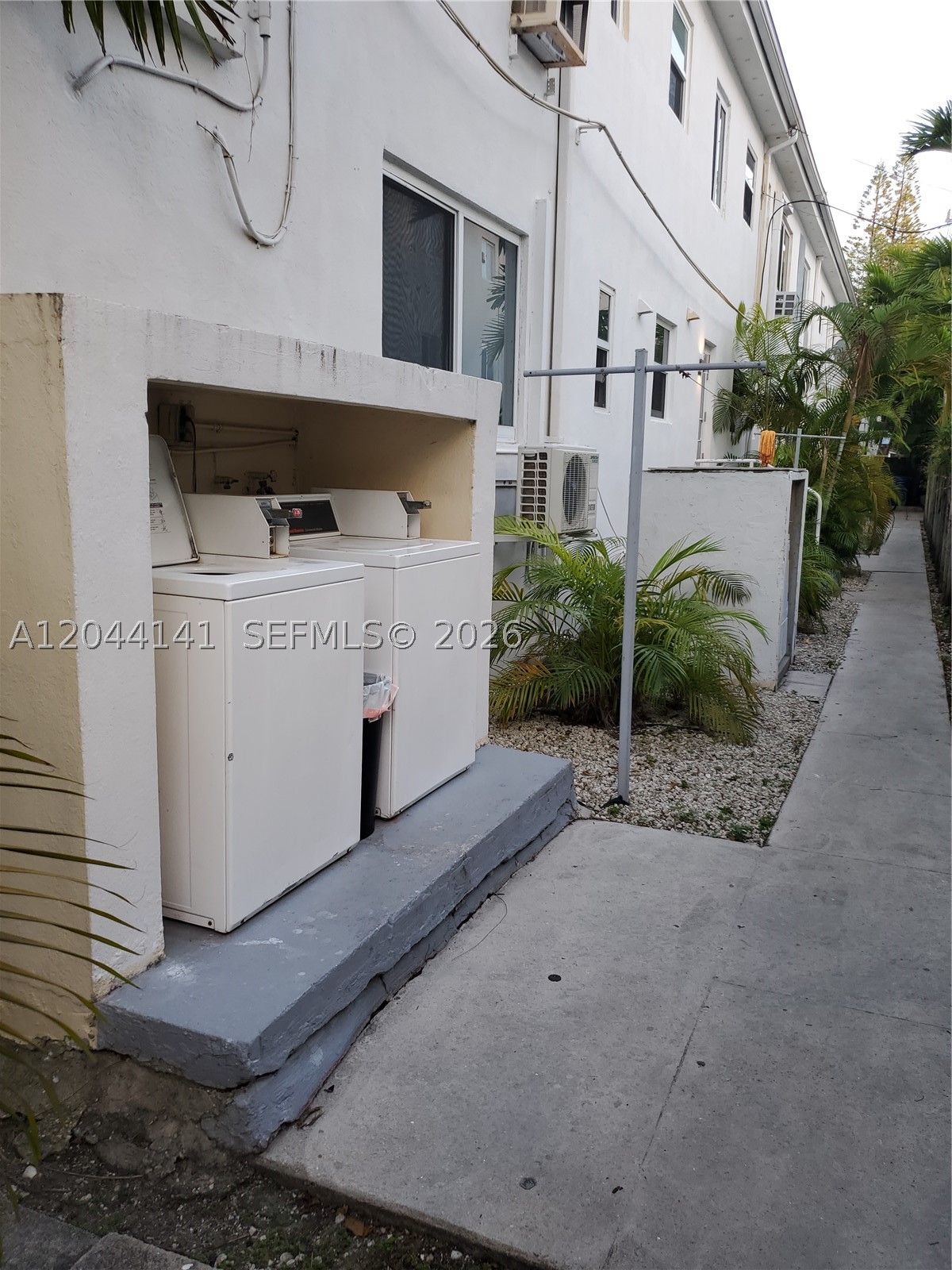 ANTHONY GARDENS CONDO - Residential
