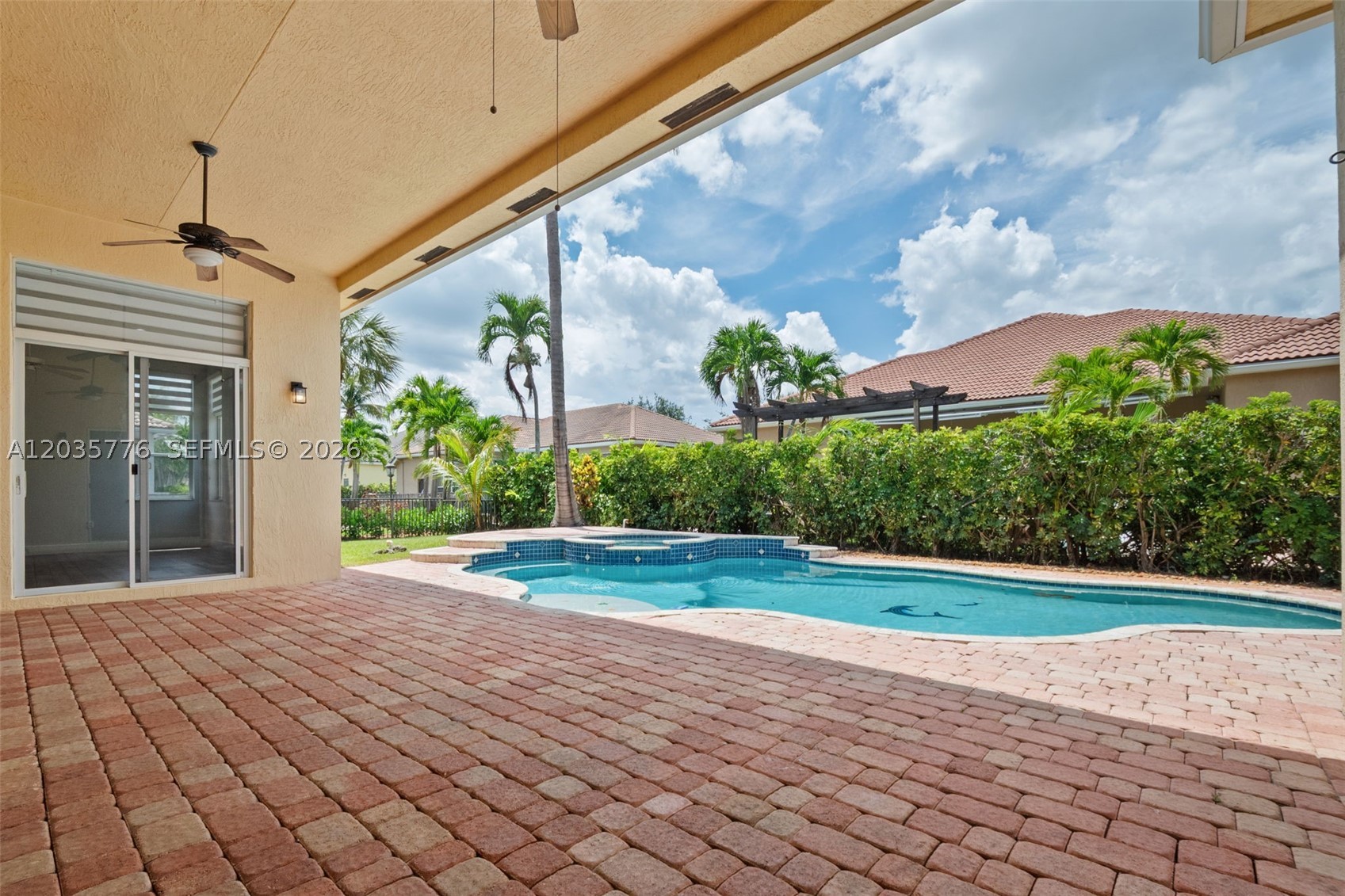 PASADENA AT PEMBROKE SHOR - Residential Lease