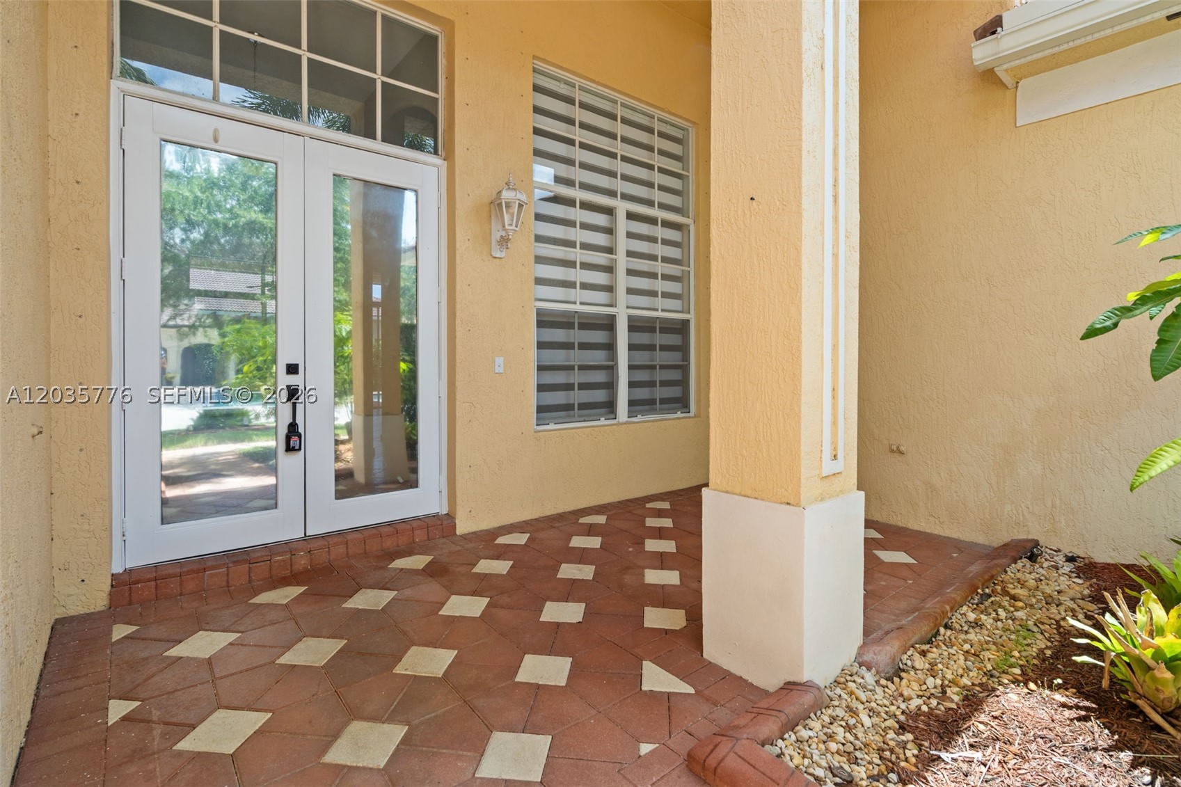 PASADENA AT PEMBROKE SHOR - Residential Lease