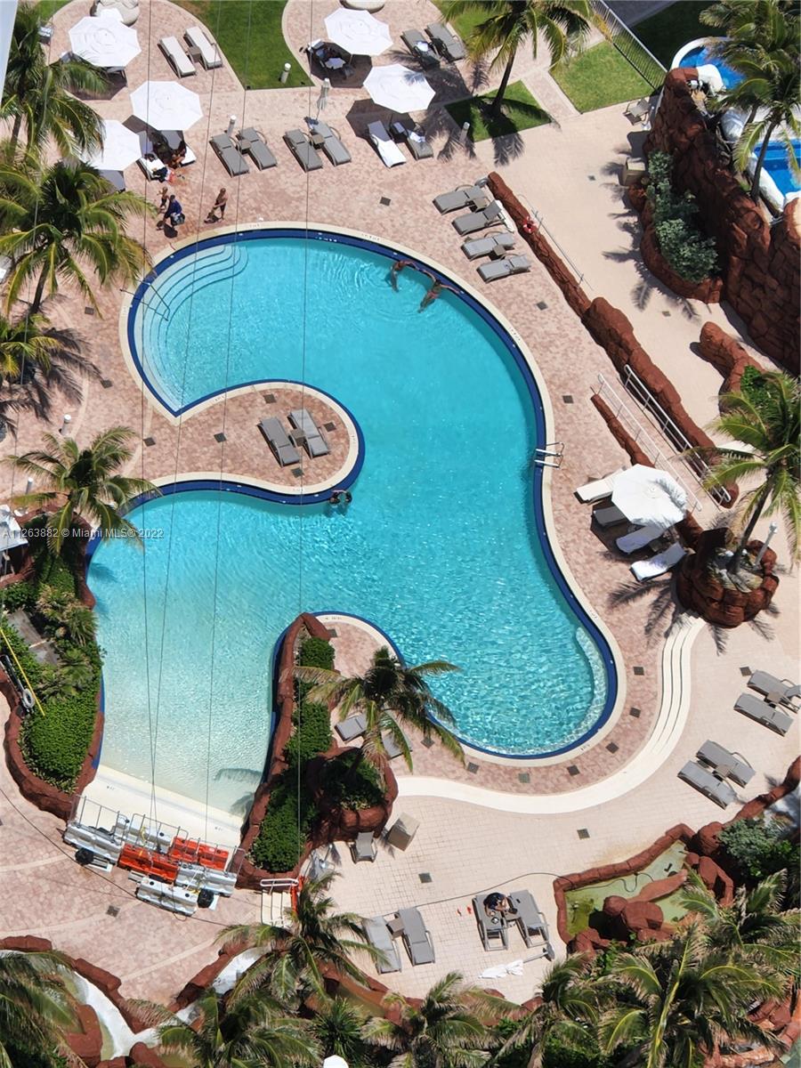 TRUMP ROYALE CONDO - Residential Lease