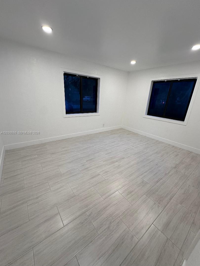 SOUTH HOLLYWOOD AMD PLAT - Residential Lease