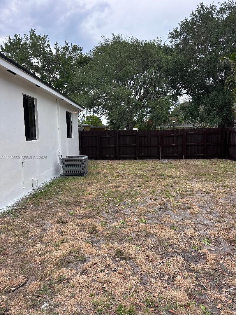 SOUTH HOLLYWOOD AMD PLAT - Residential Lease