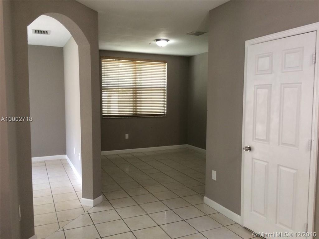 Villas Carmel Condo 02 - Residential Lease