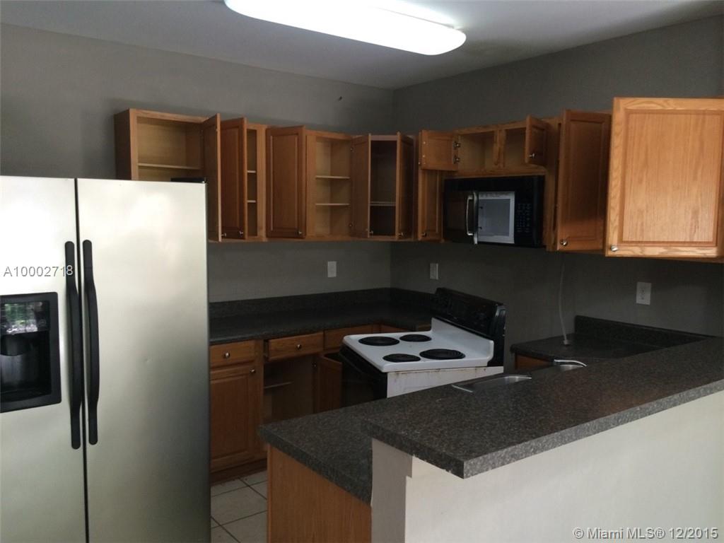 Villas Carmel Condo 02 - Residential Lease