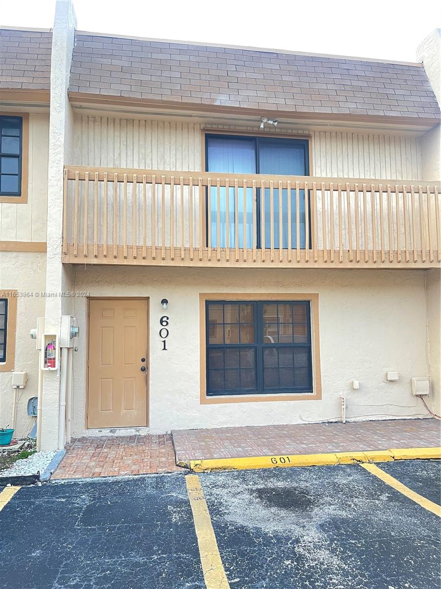 HOLLYWOOD RIDGE FARMS 2-1 - Residential Lease