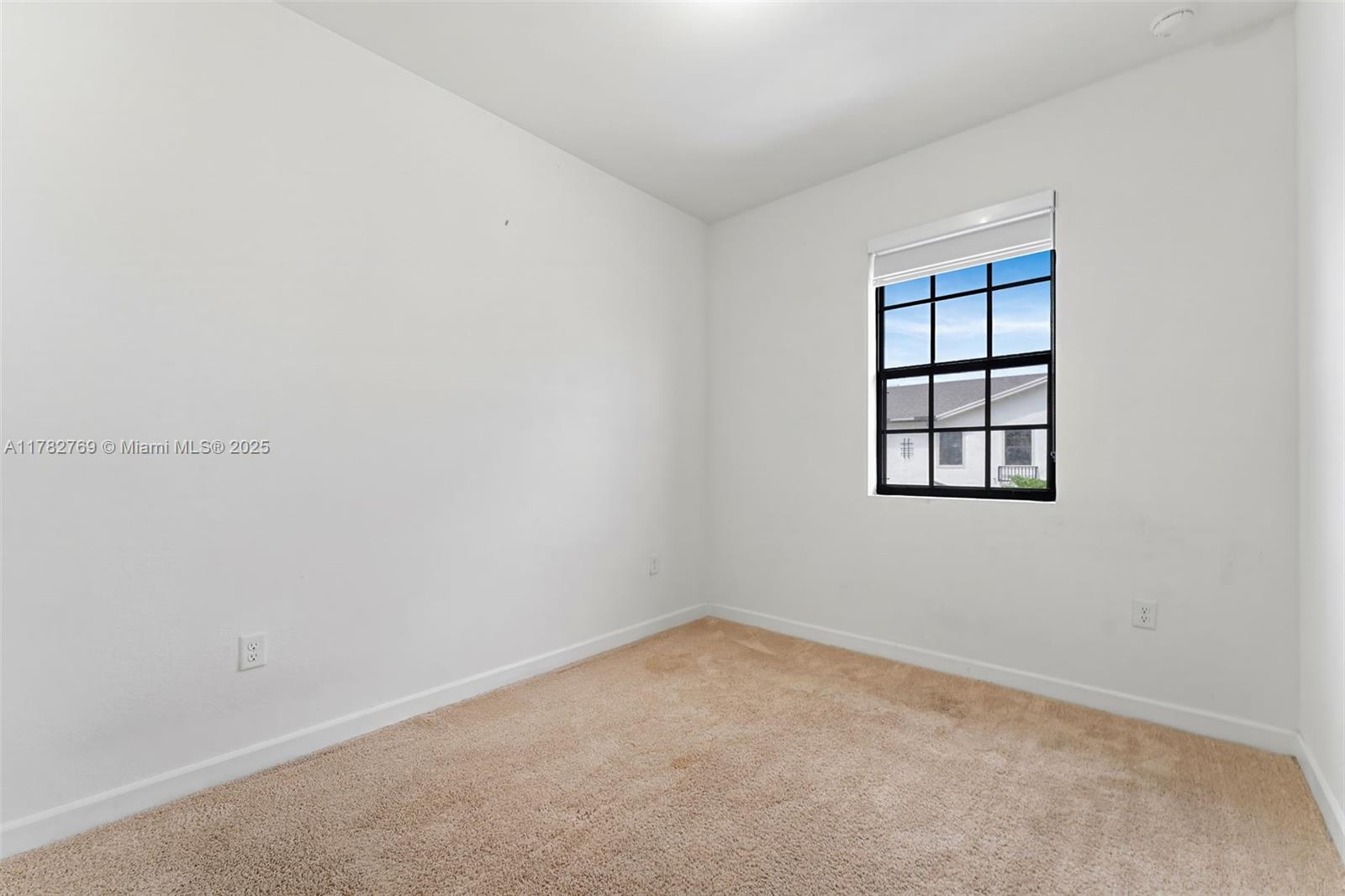 REGAL PALM SUBDIVISION - Residential Lease