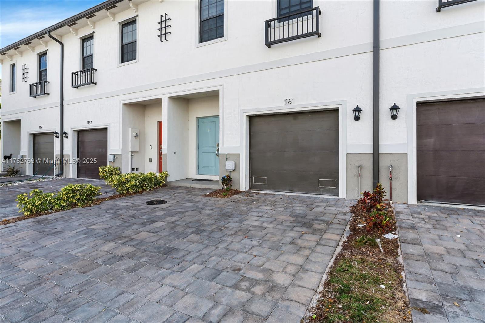 REGAL PALM SUBDIVISION - Residential Lease