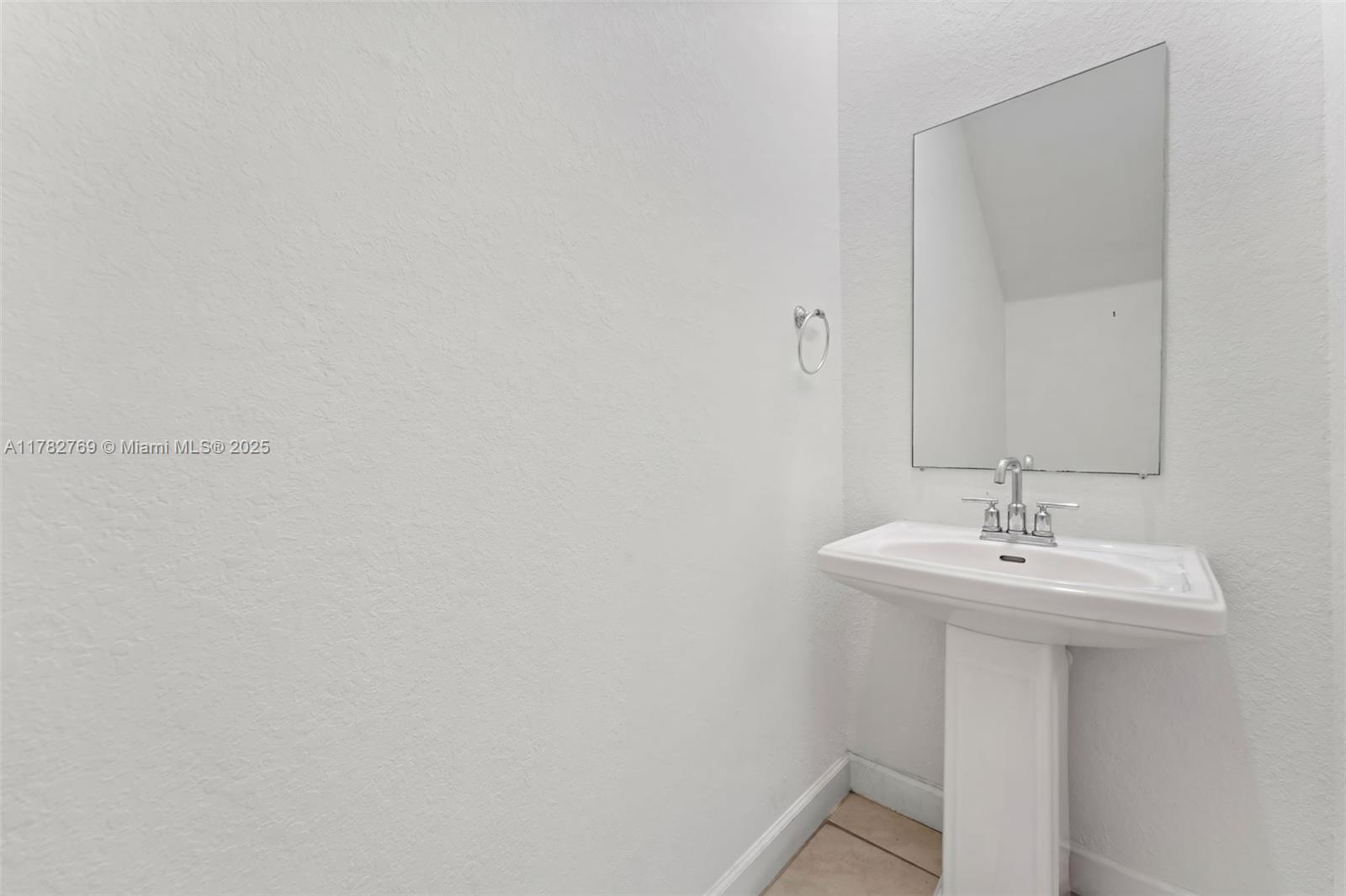 REGAL PALM SUBDIVISION - Residential Lease