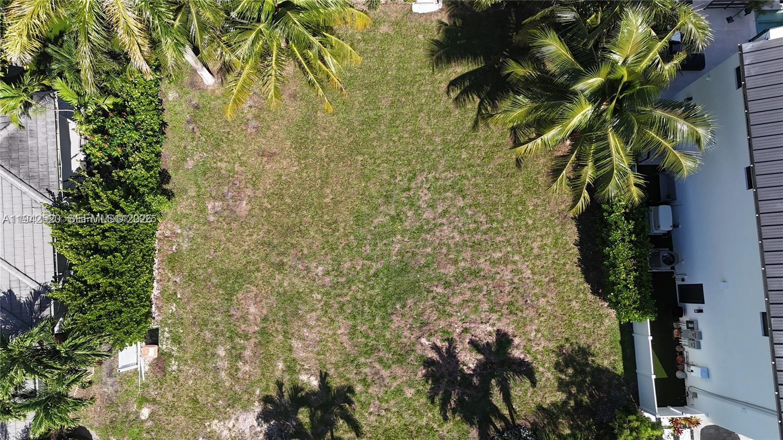 CORAL KEY VILLAS 2ND SEC - Land