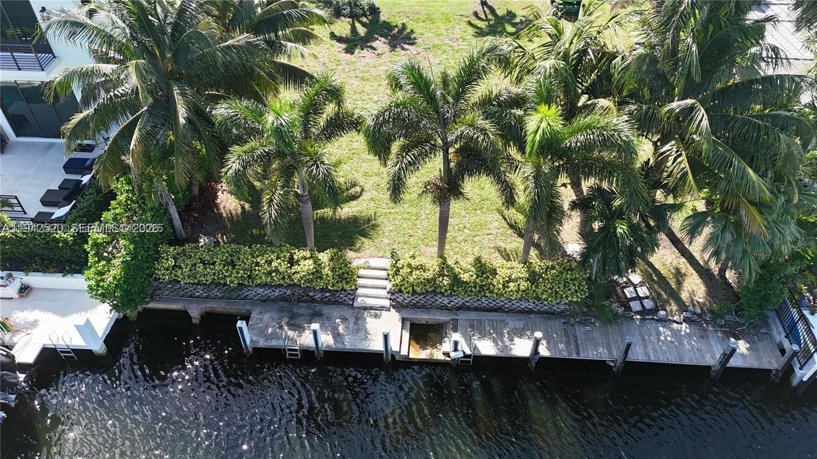 CORAL KEY VILLAS 2ND SEC - Land