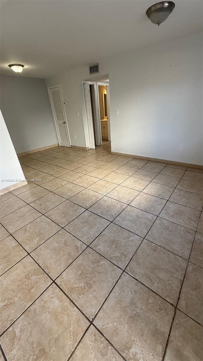 6424 COLLINS BLDG CONDO - Residential