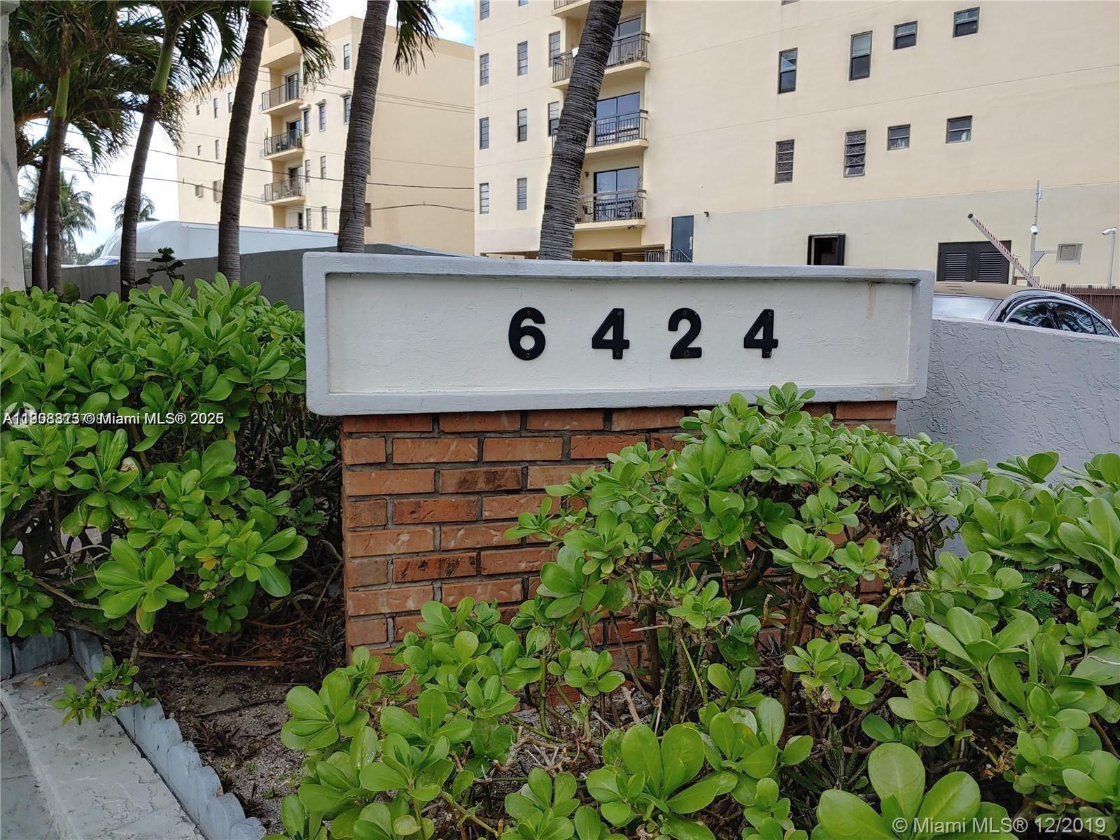 Great unit in a prime location — just across from the beach and the new pedestrian walk-way!
Beautiful spacious 1 bed + Den / 1.5 bath condo with washer and dryer inside the unit and one assigned parking space!!  Ideally situated between the Ocean and the Indian Creek Waterway, across from the beach, new walk-way from South to North beach and the park.  Pet friendly max. 20 lb.  This bright and freshly painted unit features central A/C, a new washer and dryer, updated cabinetry, and tile floors throughout. Enjoy a private balcony with partial ocean view and plenty of natural light.
Quick condo approval and easy to show — perfect as a primary residence, vacation getaway, or investment property!