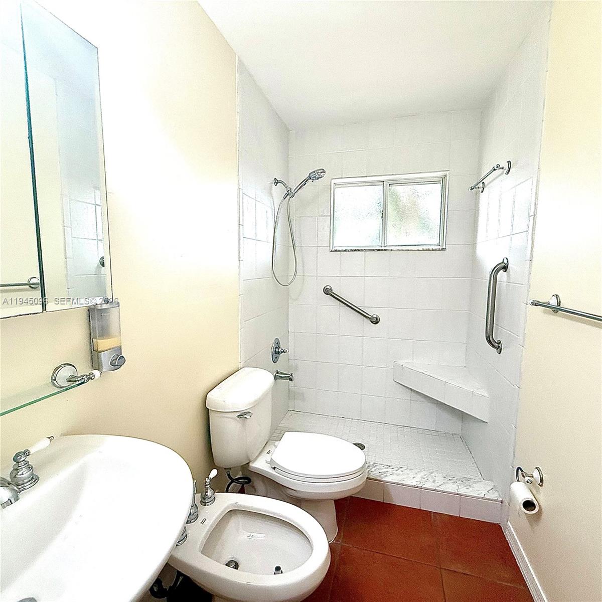 SWEETWATER GOLF COURSE TO - Residential Lease