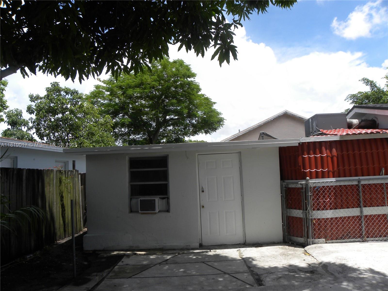 FLAGLER GROVE ESTATES EXT - Residential Lease