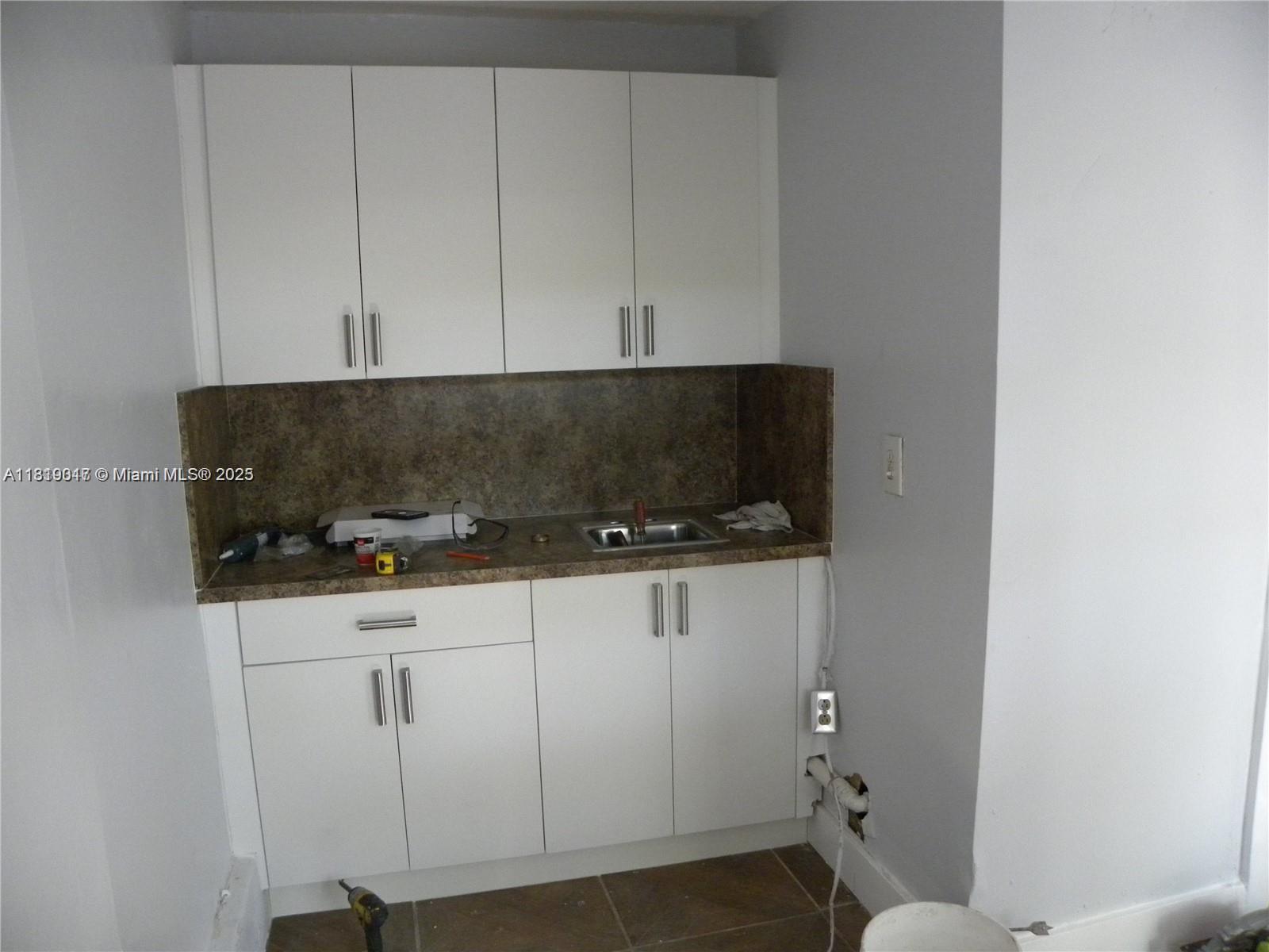 FLAGLER GROVE ESTATES EXT - Residential Lease