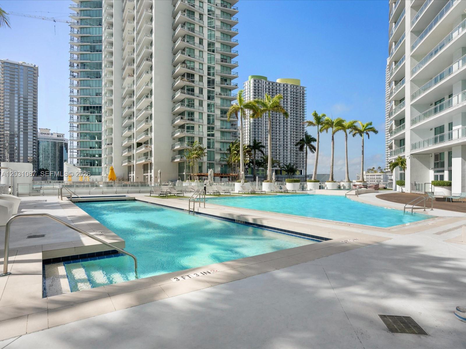 IVY CONDO - Residential