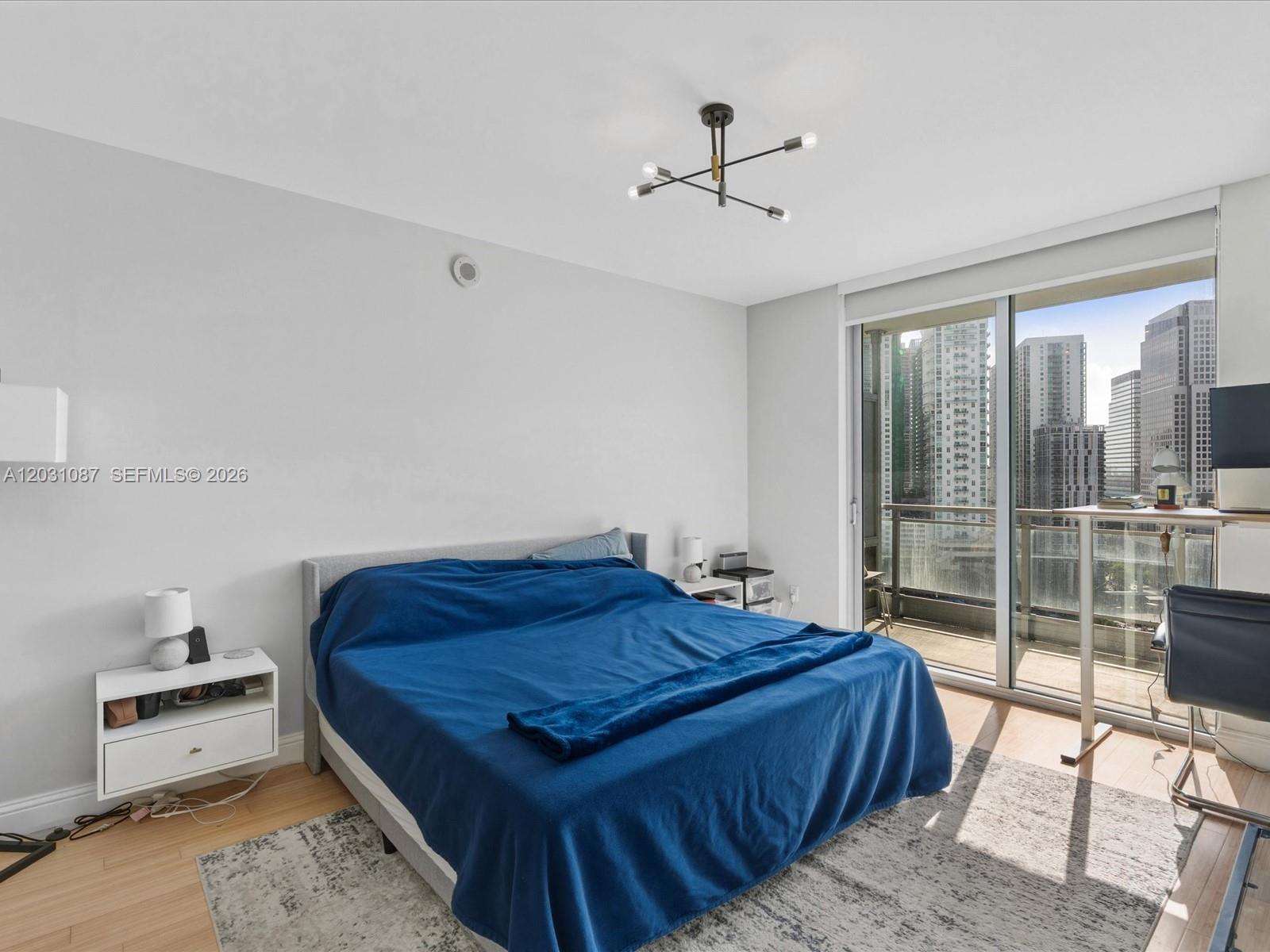 IVY CONDO - Residential