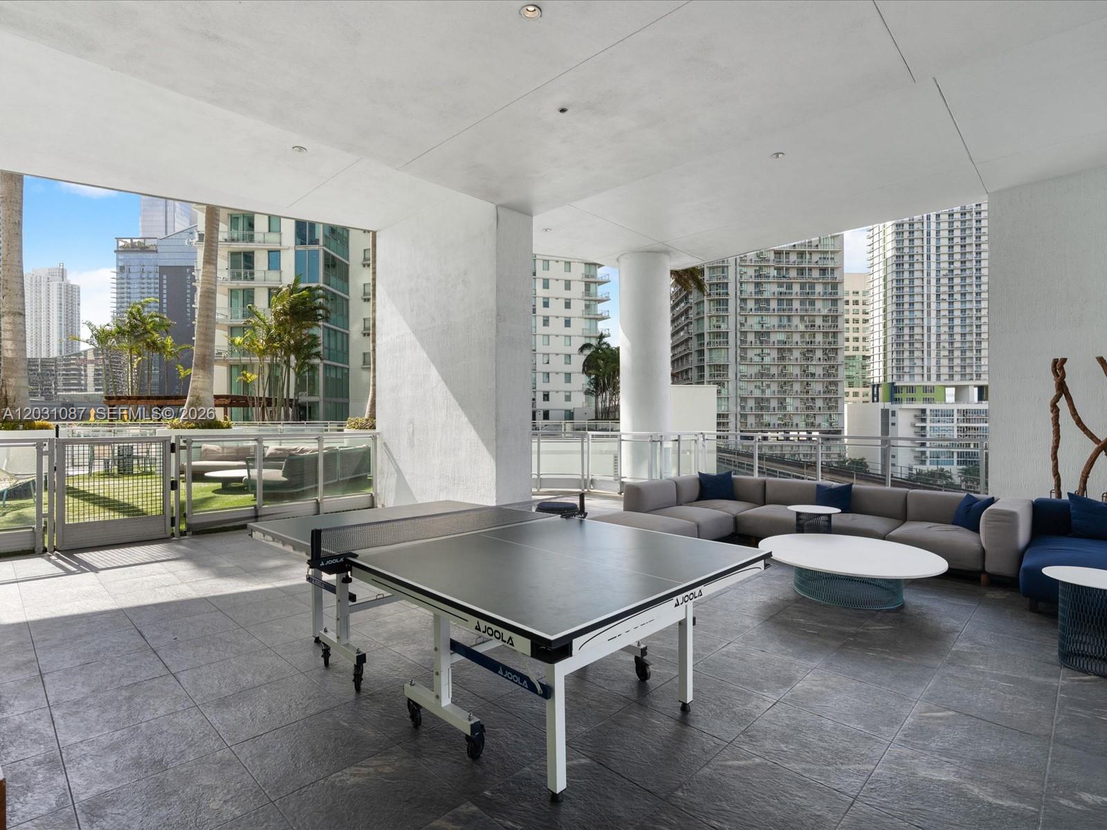 IVY CONDO - Residential