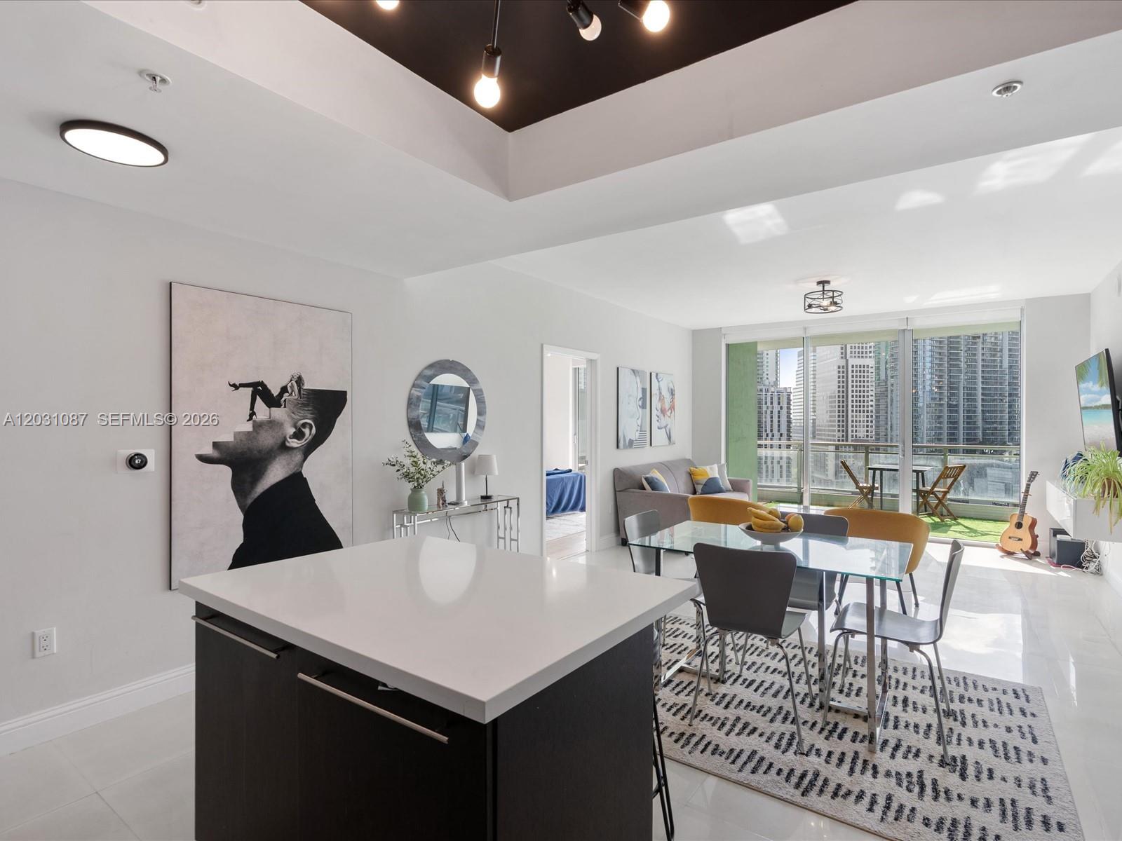 IVY CONDO - Residential