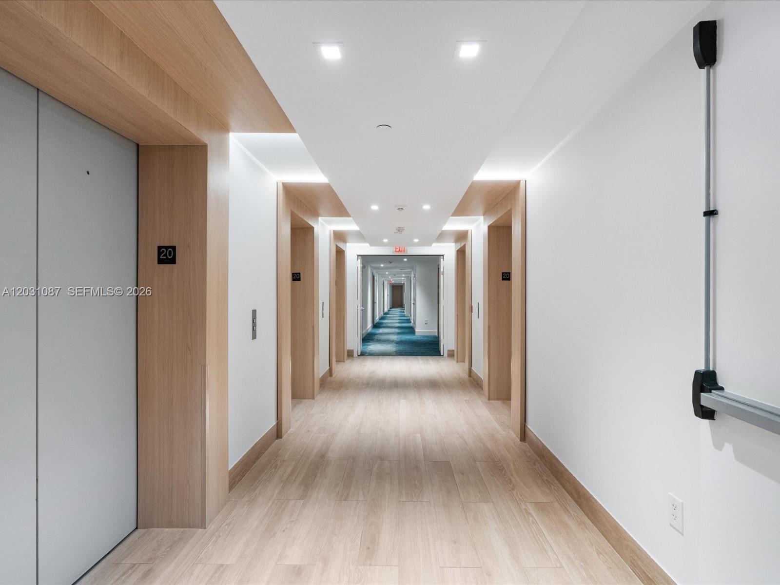 IVY CONDO - Residential