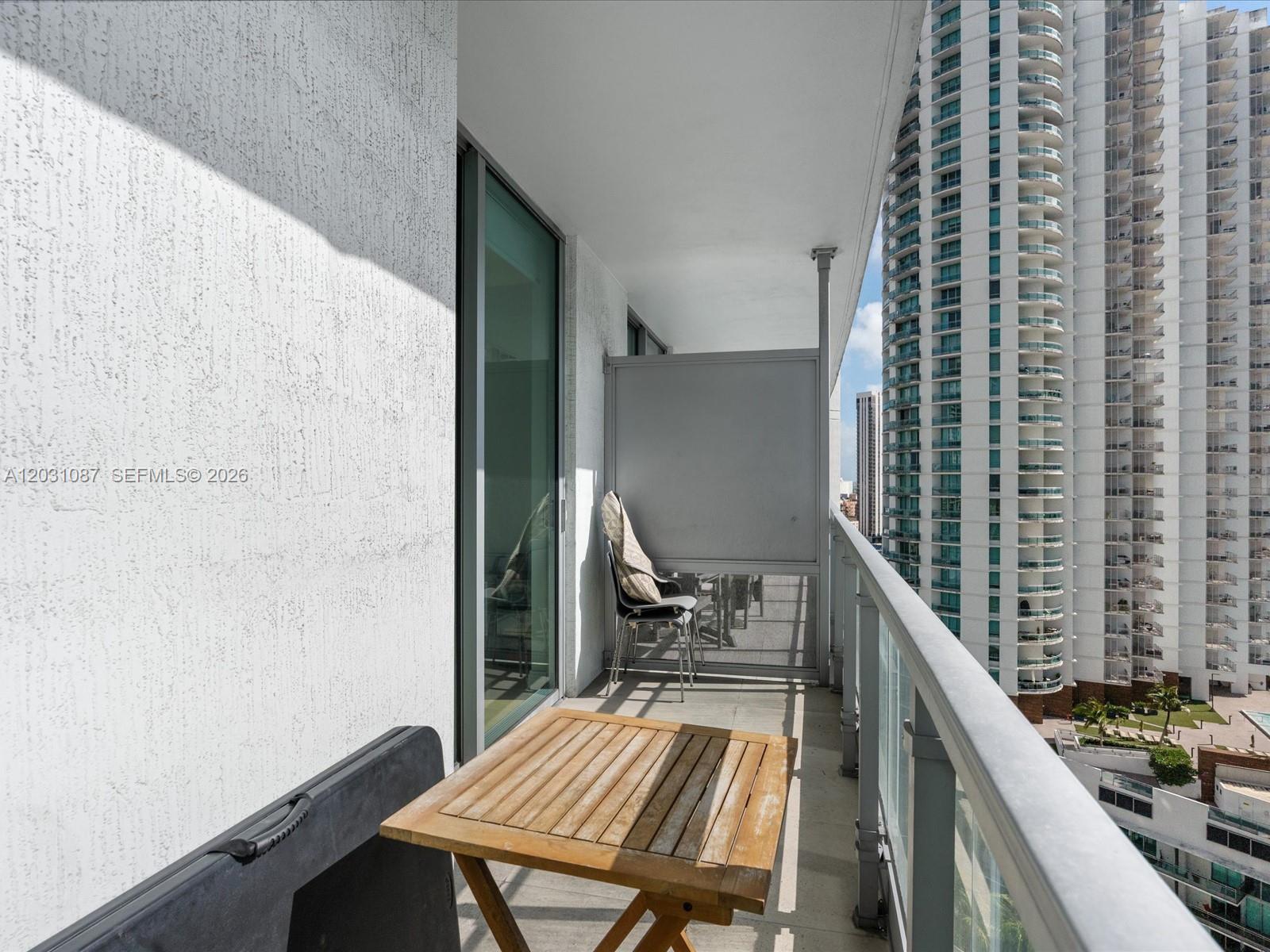 IVY CONDO - Residential