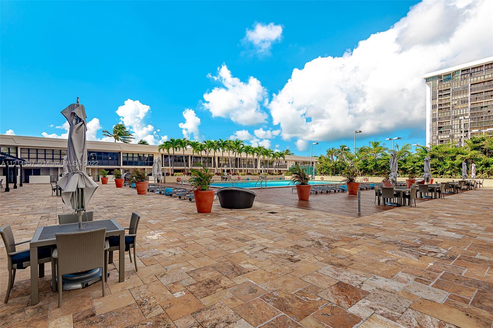 BRICKELL PLACE CONDO - Residential