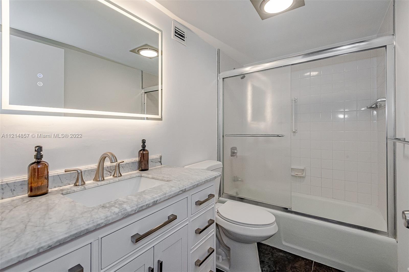 BRICKELL PLACE CONDO - Residential