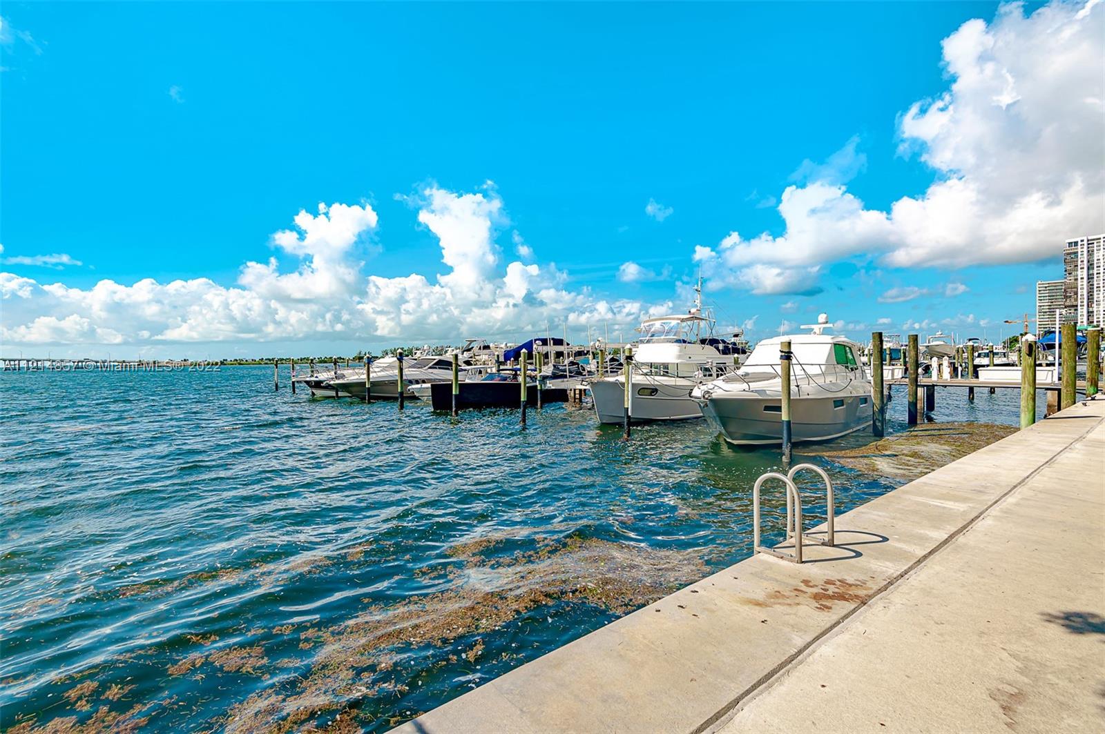 BRICKELL PLACE CONDO - Residential