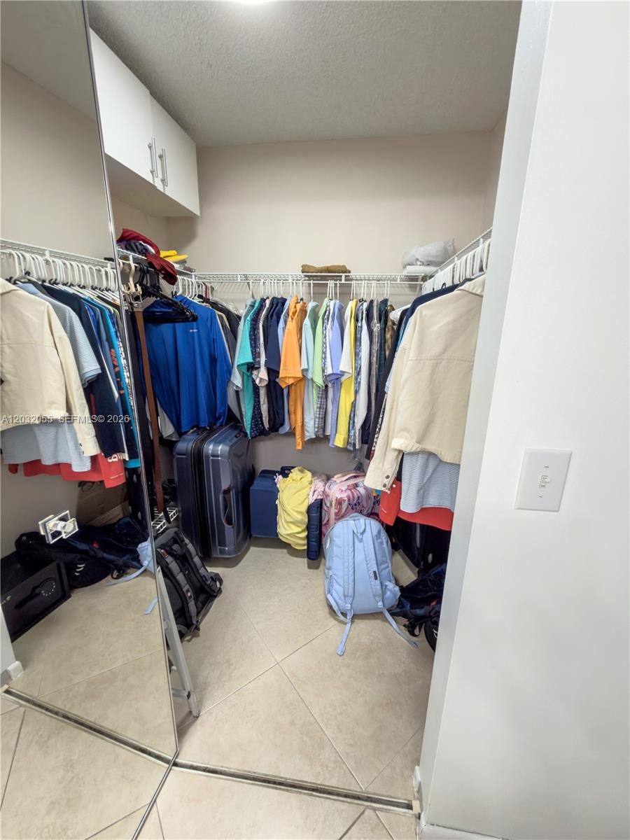 SUFFOLK AT CENTURY VILLAG - Residential