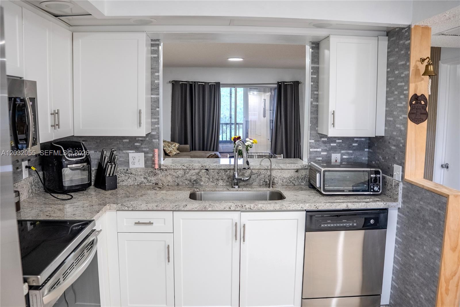 SUFFOLK AT CENTURY VILLAG - Residential