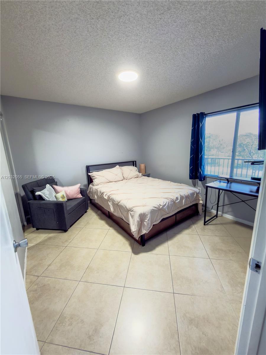 SUFFOLK AT CENTURY VILLAG - Residential