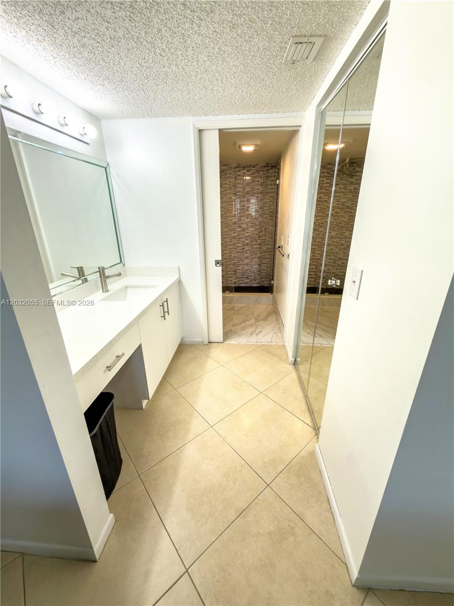 SUFFOLK AT CENTURY VILLAG - Residential