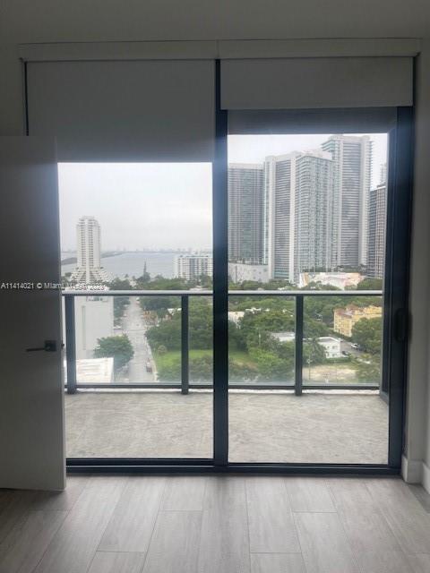 3401 MIDTOWN CONDO - Residential Lease