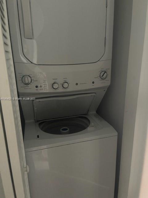 3401 MIDTOWN CONDO - Residential Lease