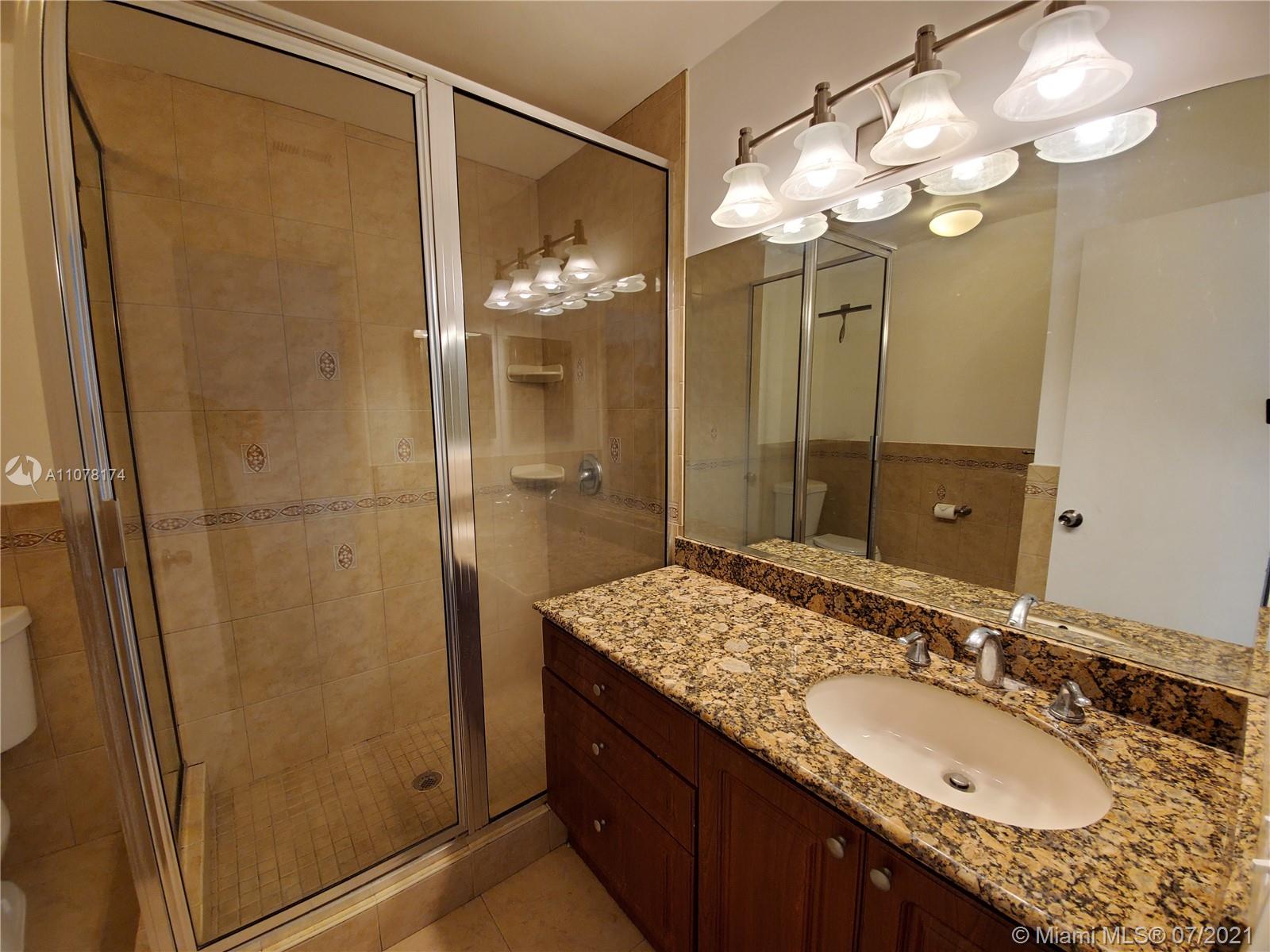 LAKESHORE CONDO I - Residential Lease