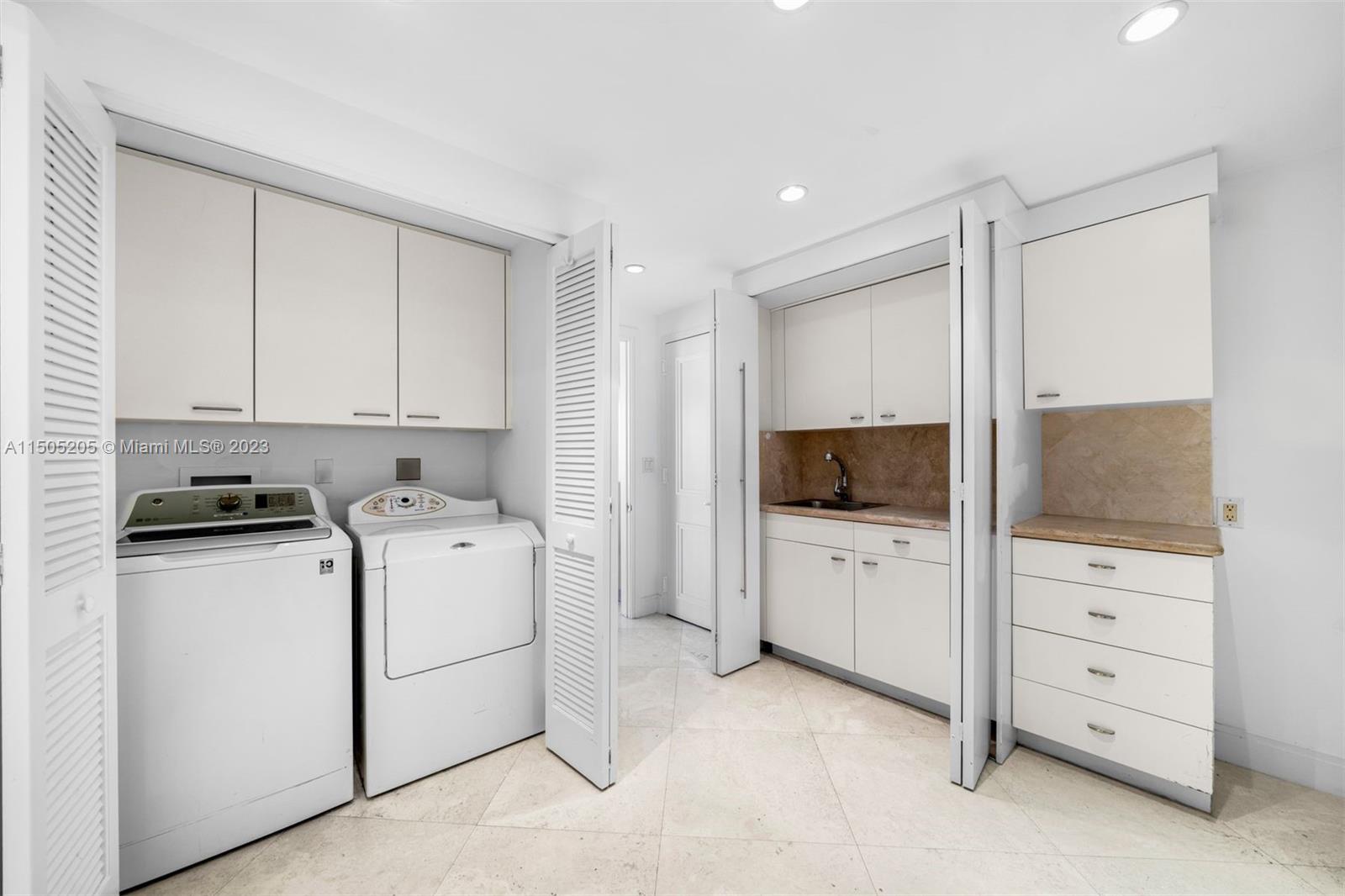 OCEAN TOWER TWO CONDO - Residential Lease
