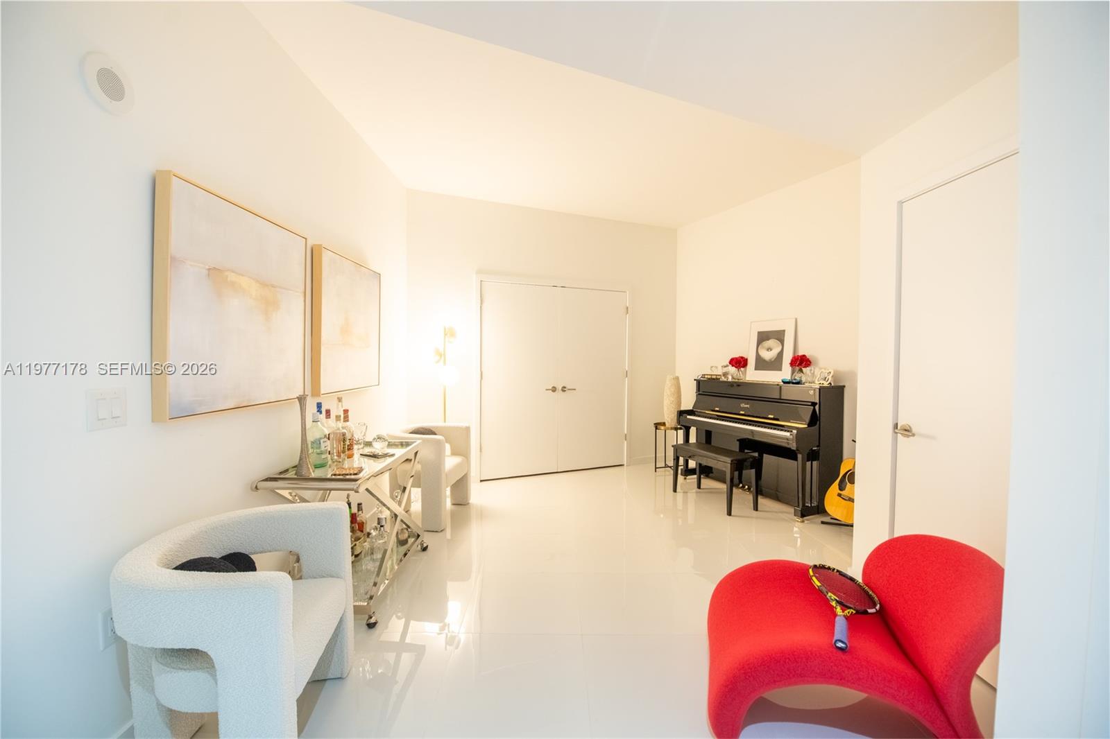 PARAMOUNT MIAMI WORLDCENT - Residential
