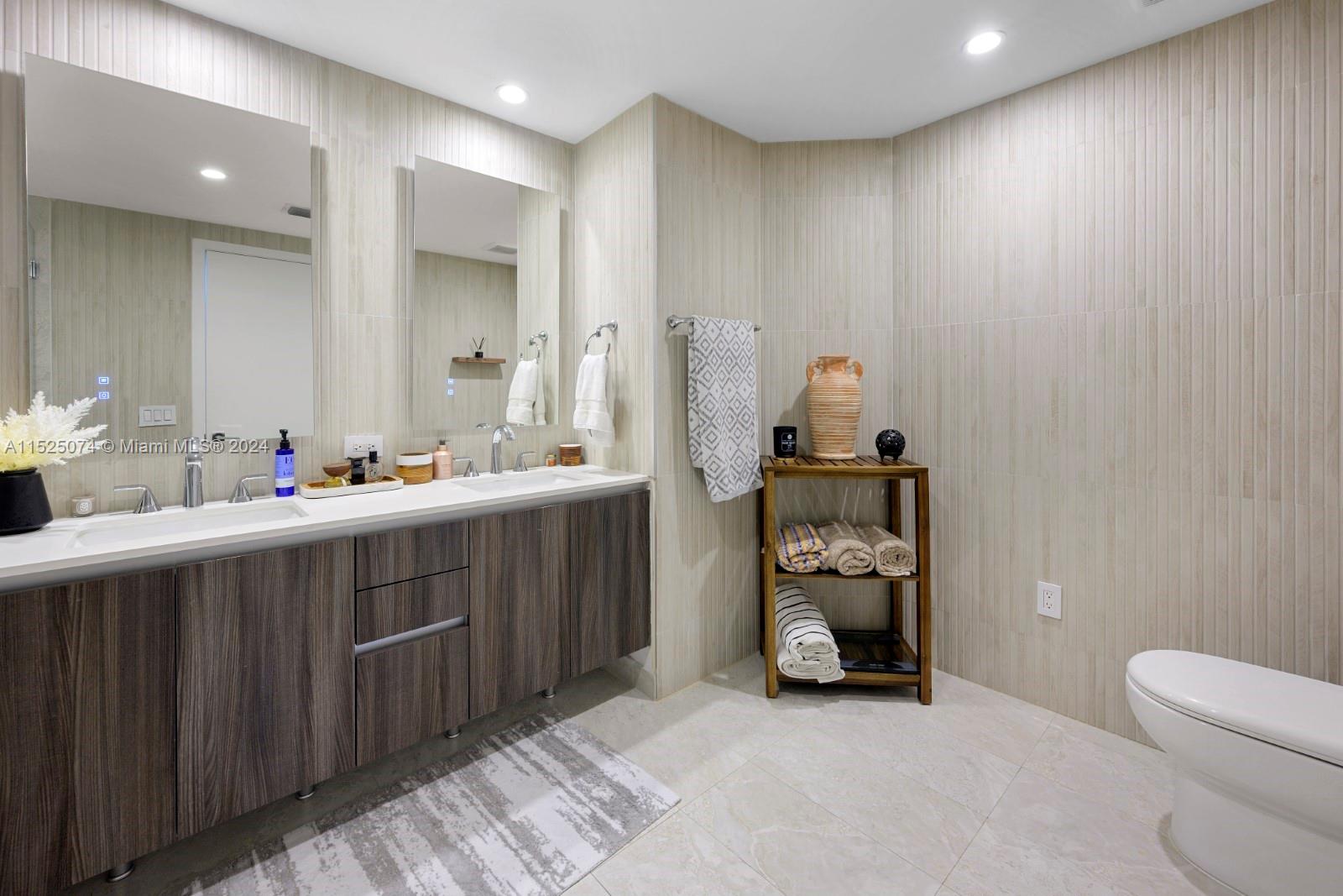 ARIA ON THE BAY CONDO - Residential Lease