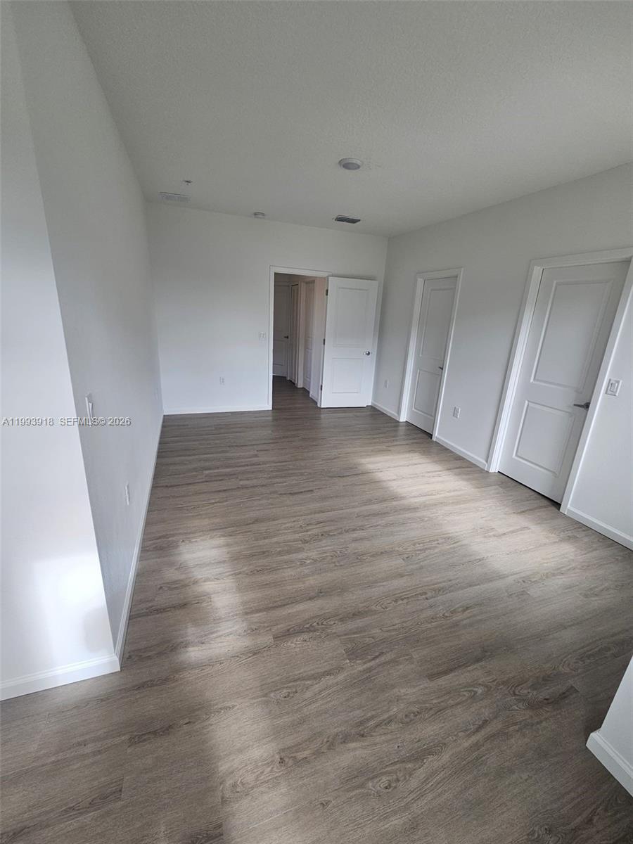 SANDLAKE STATION - Residential