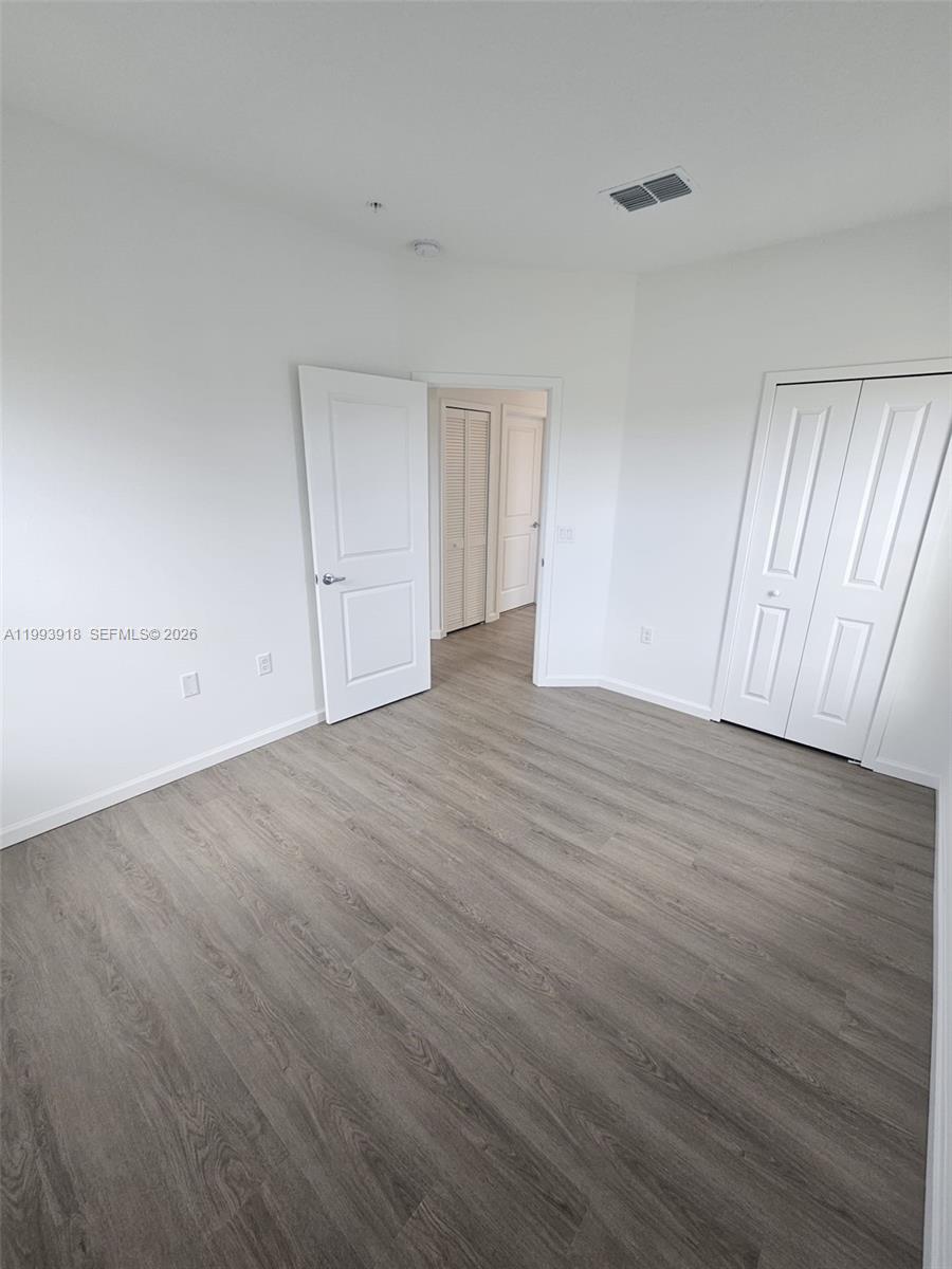 SANDLAKE STATION - Residential