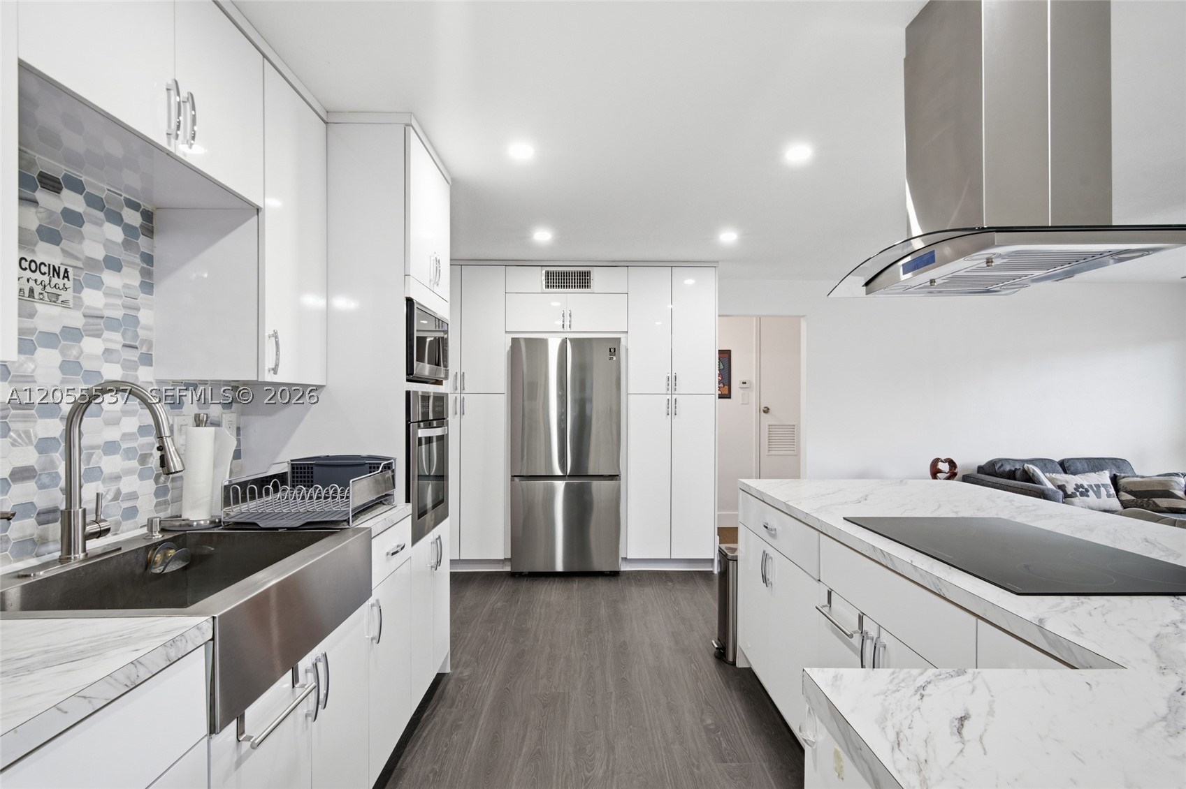 GOLD KEY VILLAS FIRST ADD - Residential
