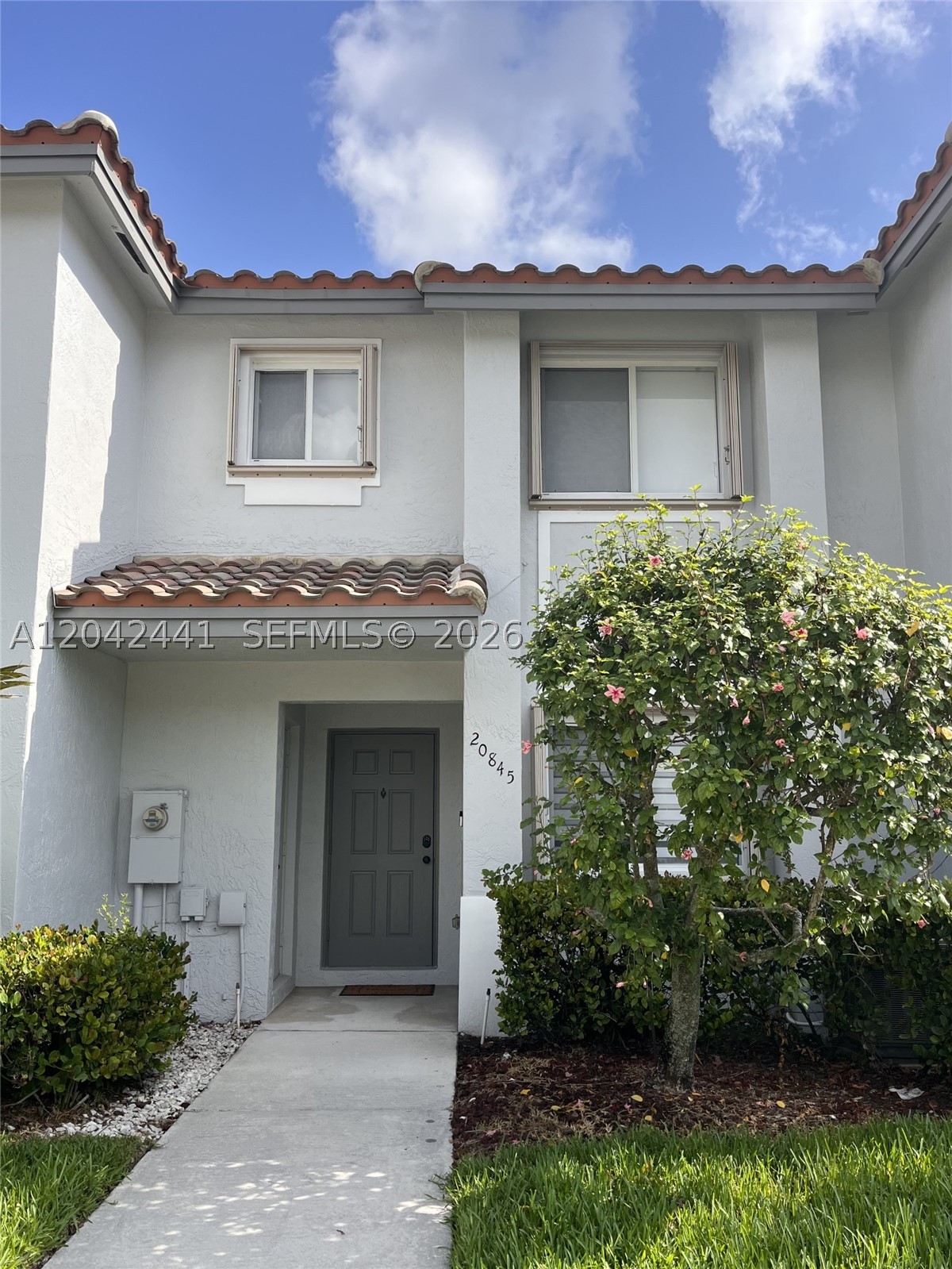 CHAPEL TRAIL II - Residential Lease