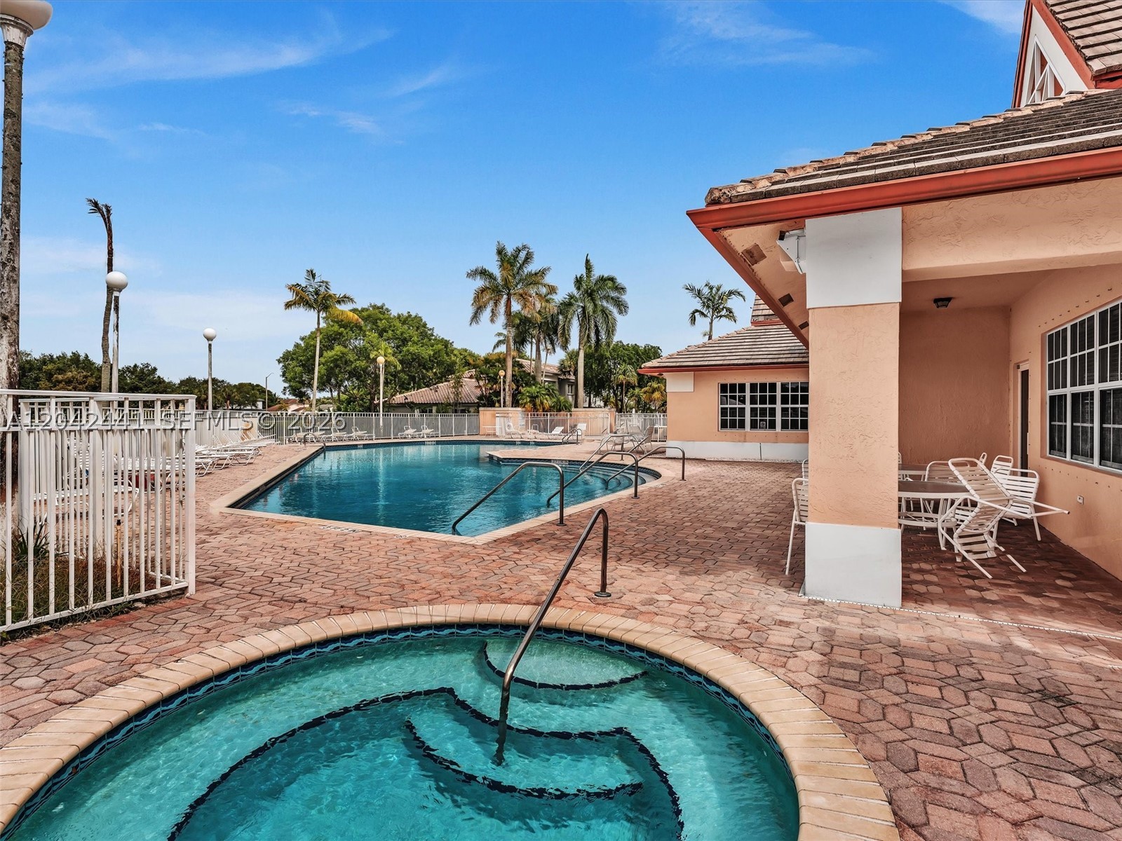 CHAPEL TRAIL II - Residential Lease