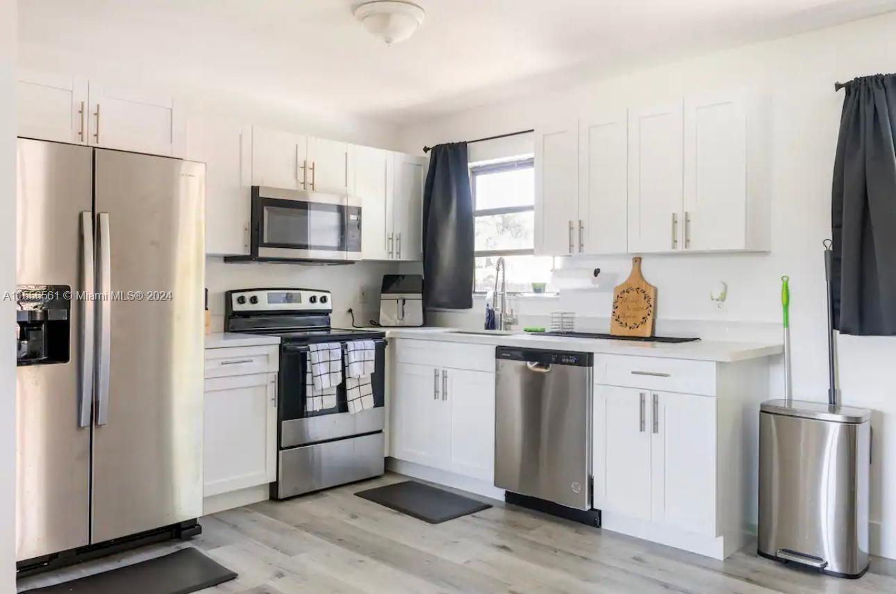 LAUDERDALE VILLAS - Residential Lease