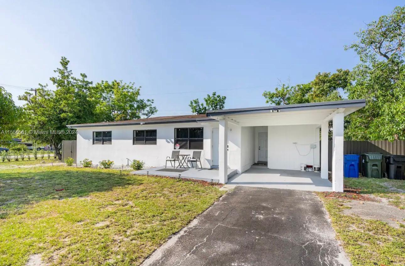 LAUDERDALE VILLAS - Residential Lease