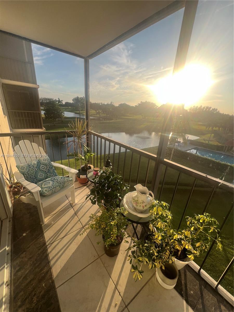 HOLLYBROOK GOLF AND - Residential