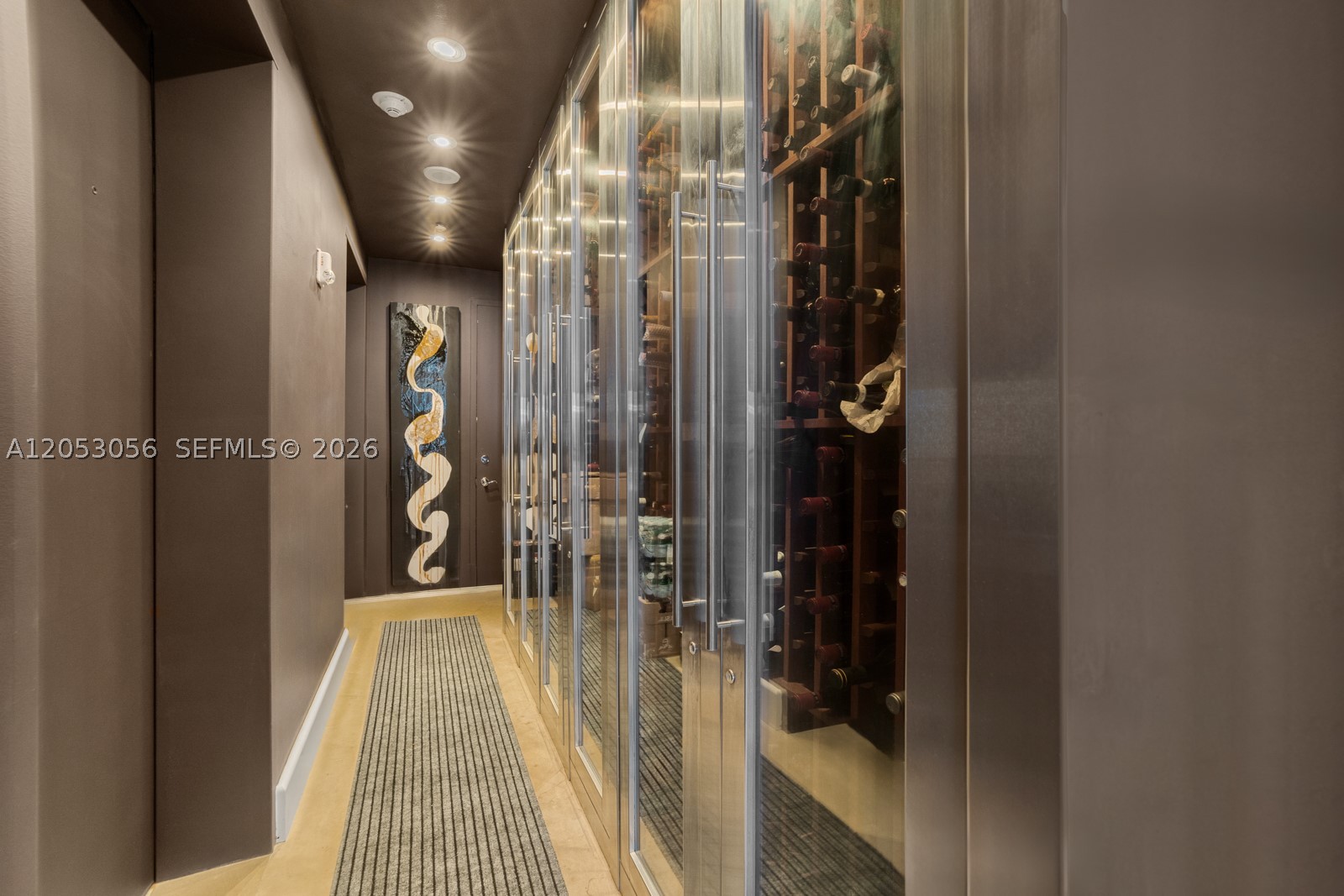 CONTINUUM ON SOUTH BEACH - Residential