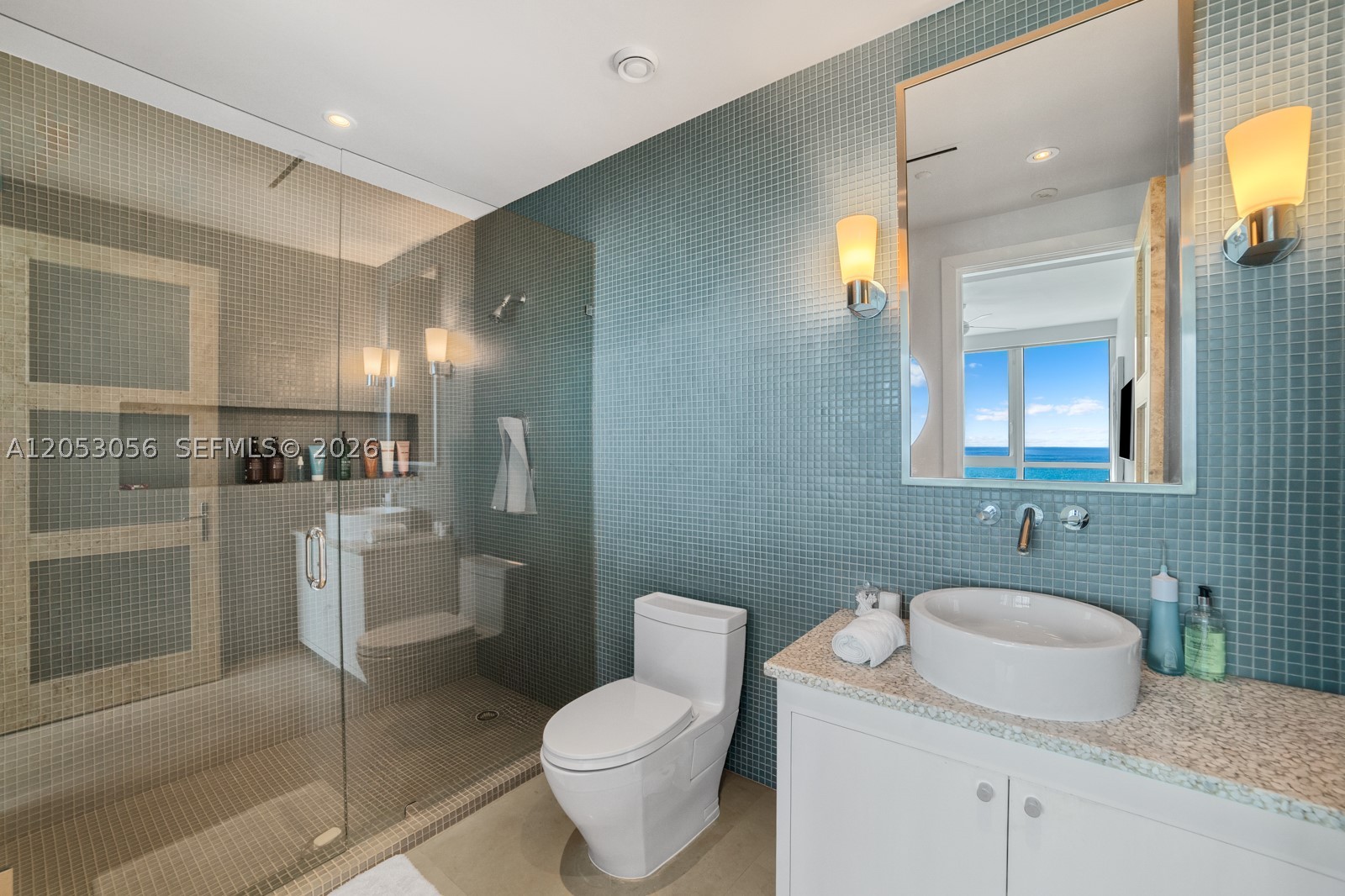 CONTINUUM ON SOUTH BEACH - Residential
