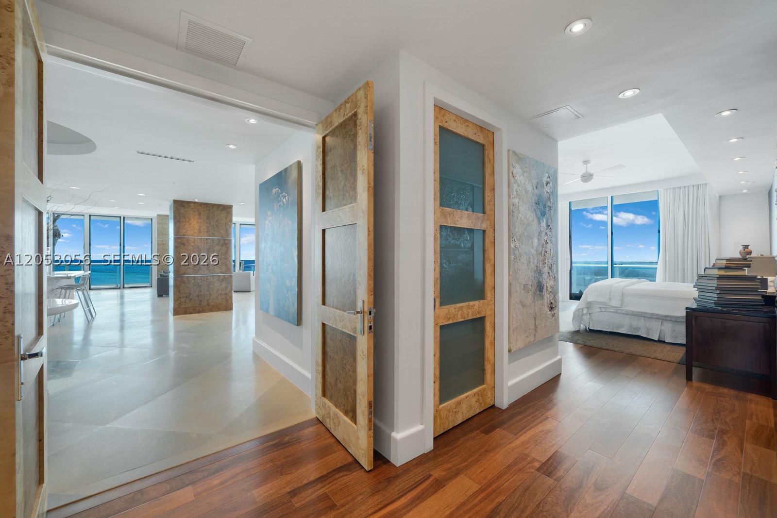CONTINUUM ON SOUTH BEACH - Residential