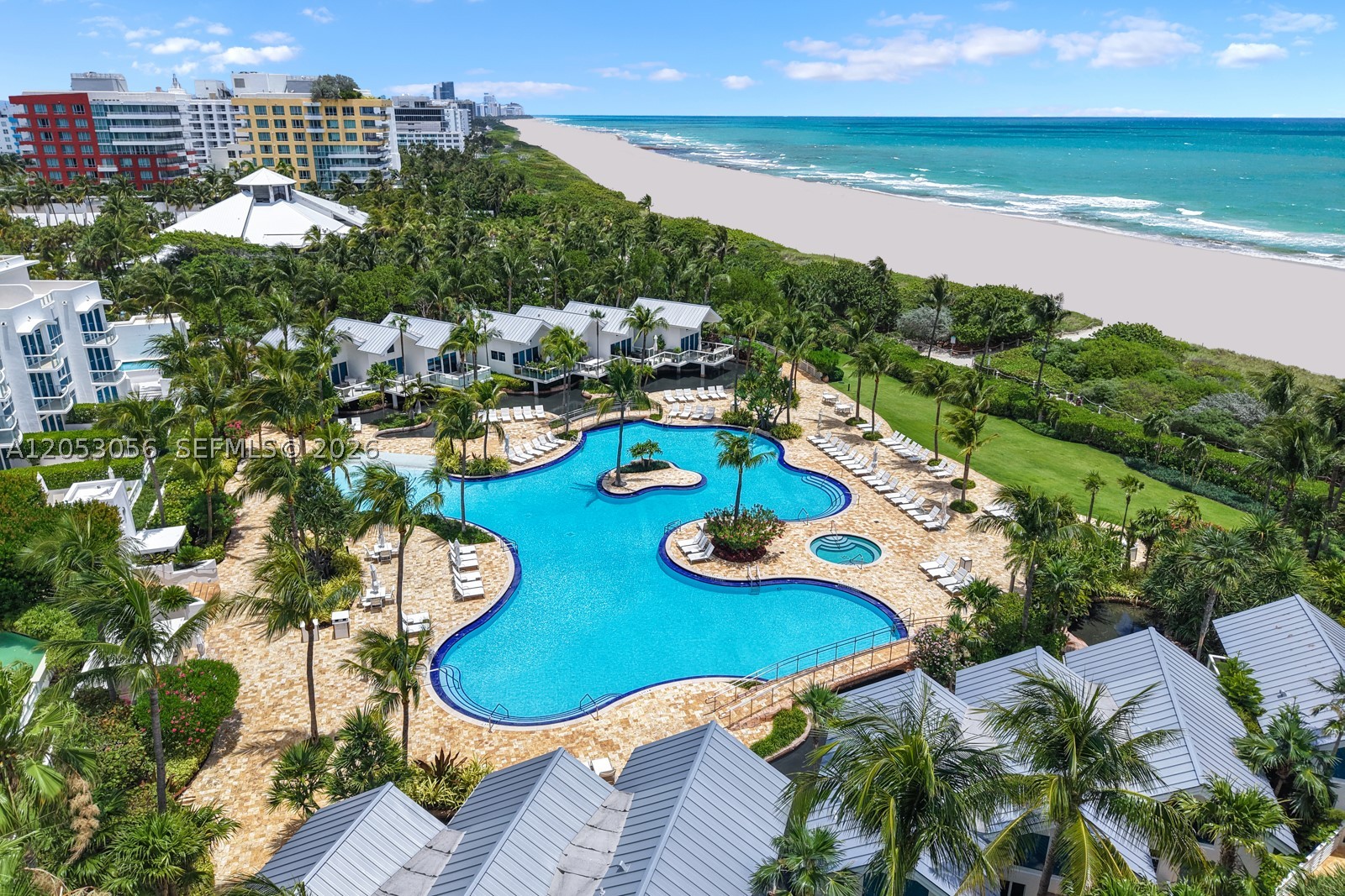 CONTINUUM ON SOUTH BEACH - Residential